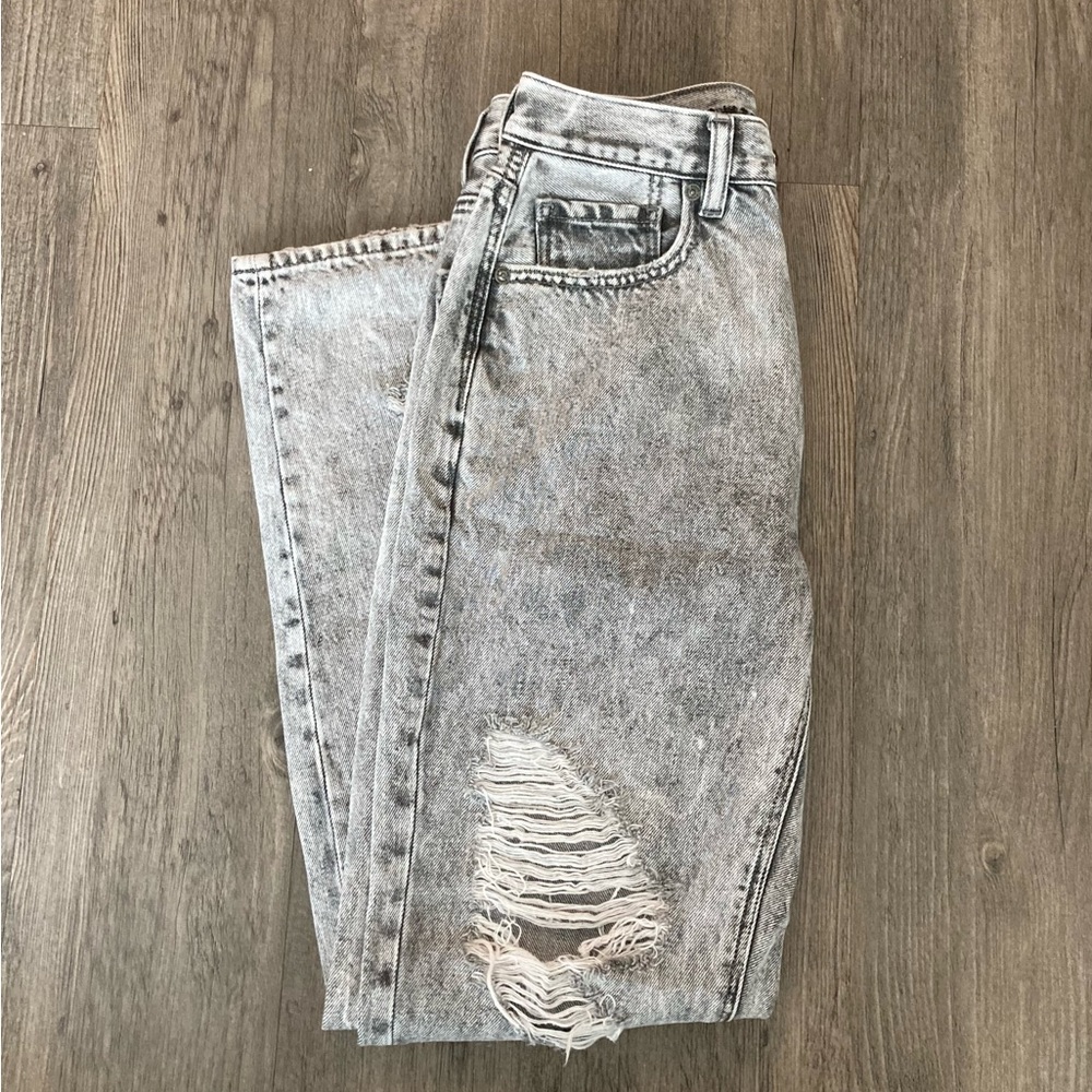 NWOT AE mom jeans